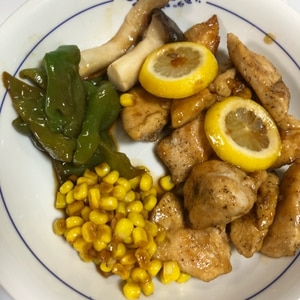 鶏胸肉が柔らかい。レモンチキン